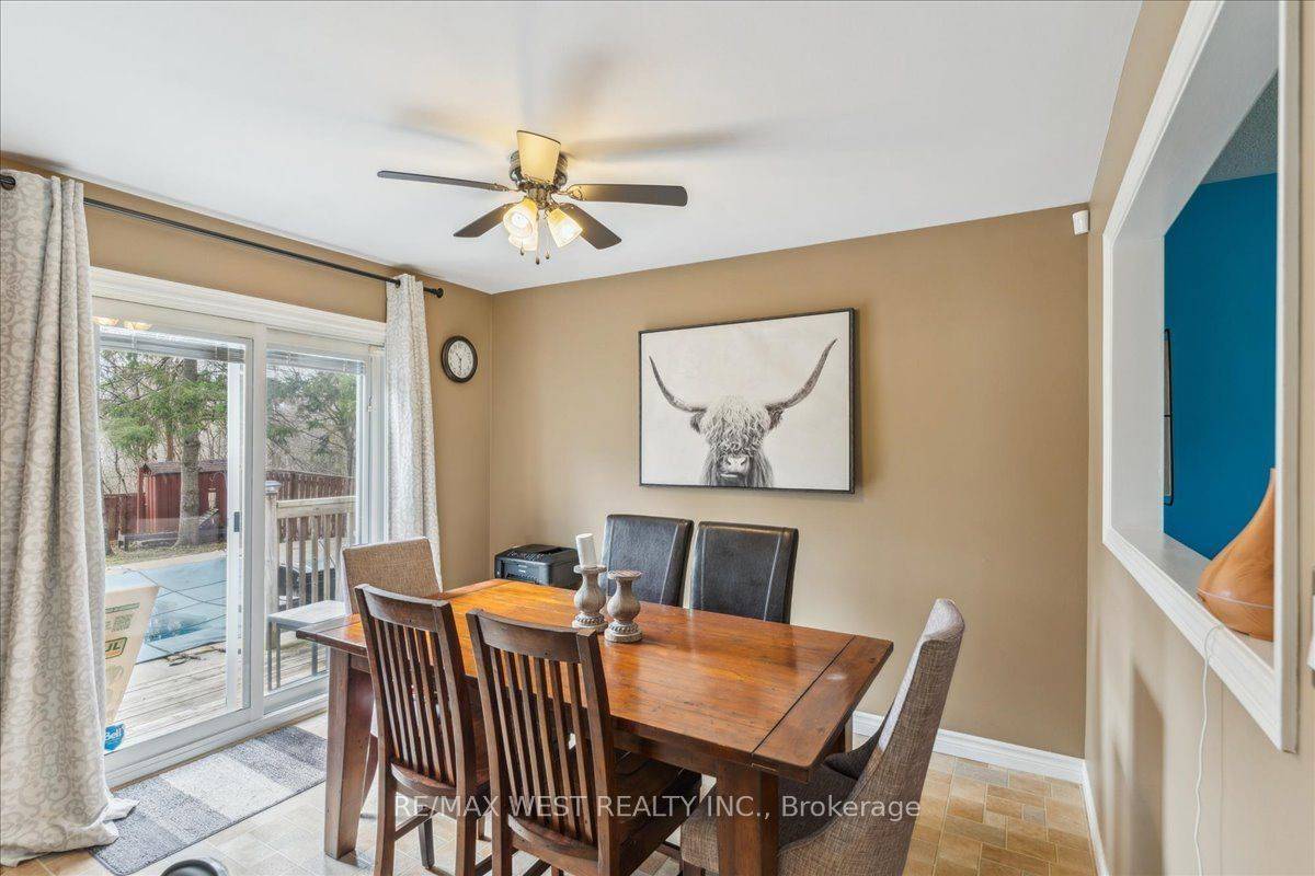 Halton Hills, ON L7G 4R3,24 Rosefield DR
