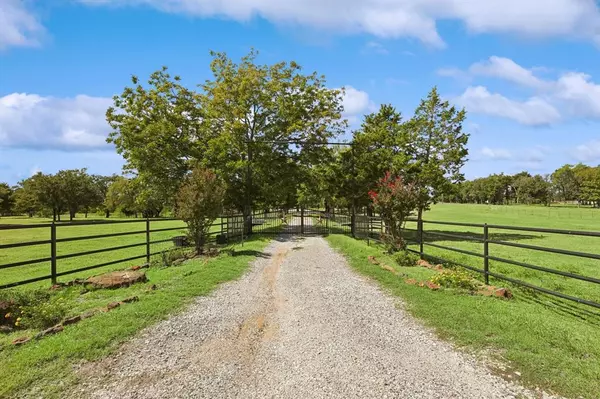 Whitesboro, TX 76273,1951 W Line Road