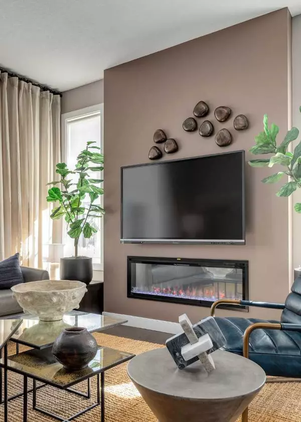 Chestermere, AB T1X 2Z7,320 Waterford BLVD