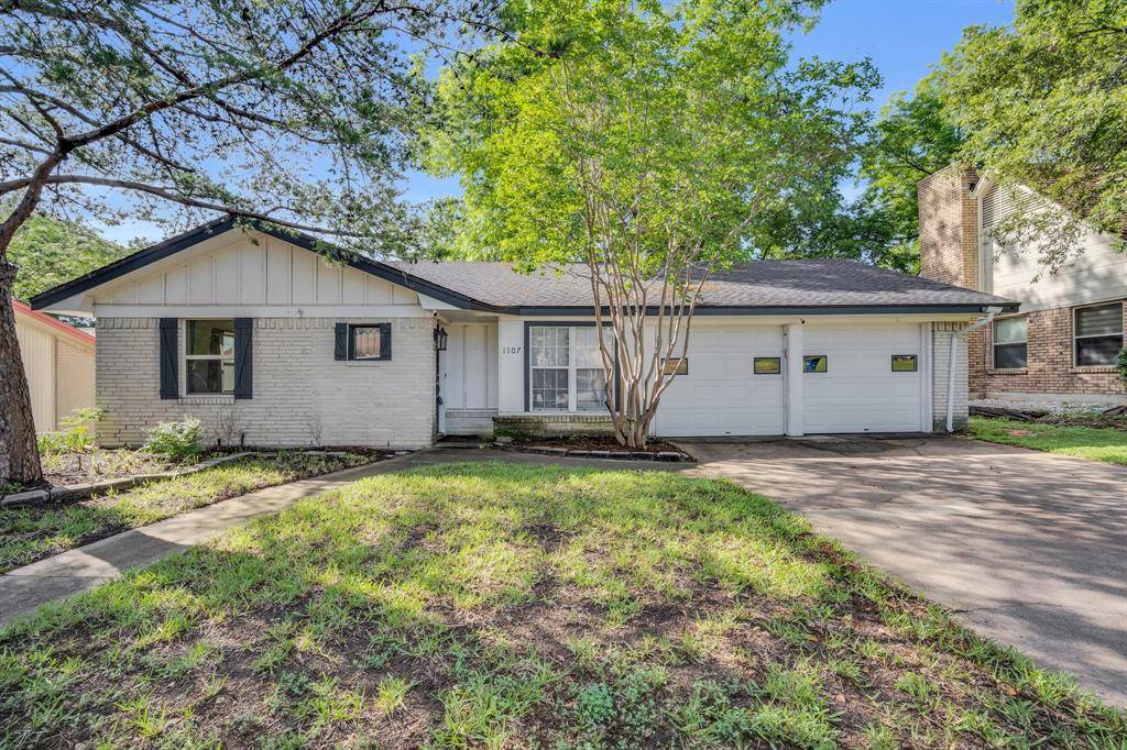 1107 Bluebonnet Hill Drive,  Ennis,  TX 75119