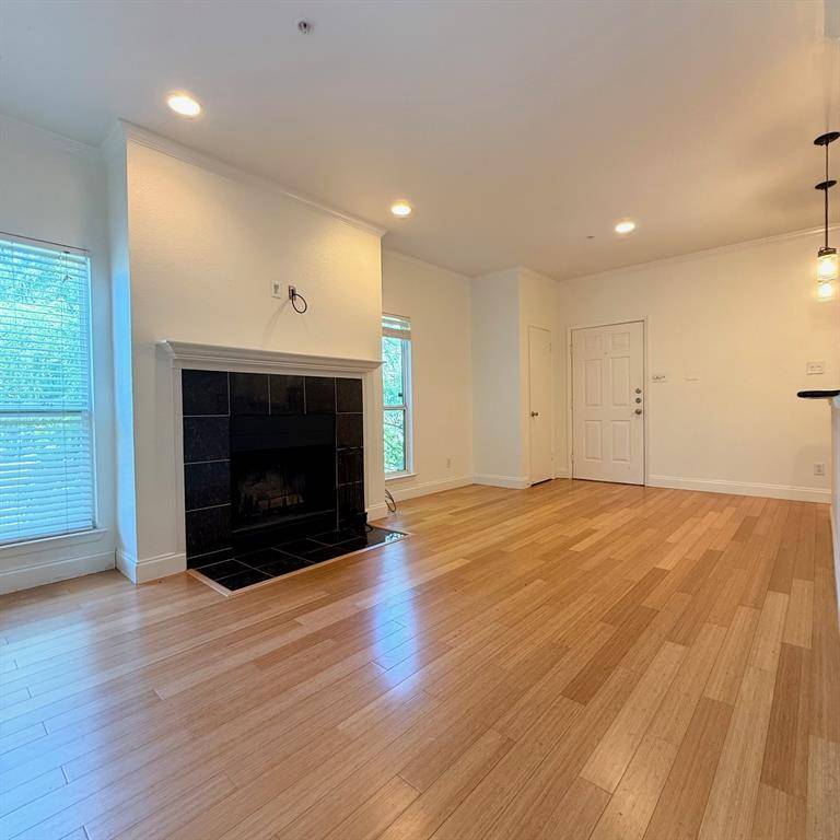 Dallas, TX 75219,3918 N Hall Street #6