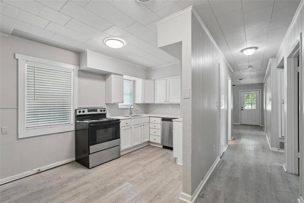 Bonham, TX 75418,506 E 15th Street