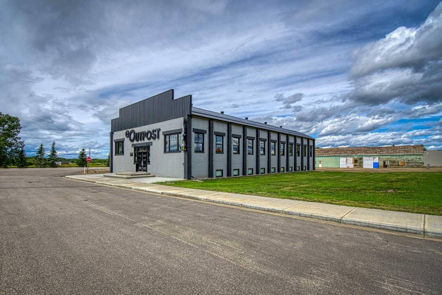 Hythe, AB T0H 2C0,10004 100 ST