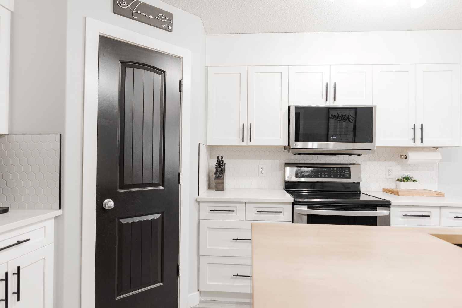 Fort Mcmurray, AB T9K 0T1,176 Sandstone LN
