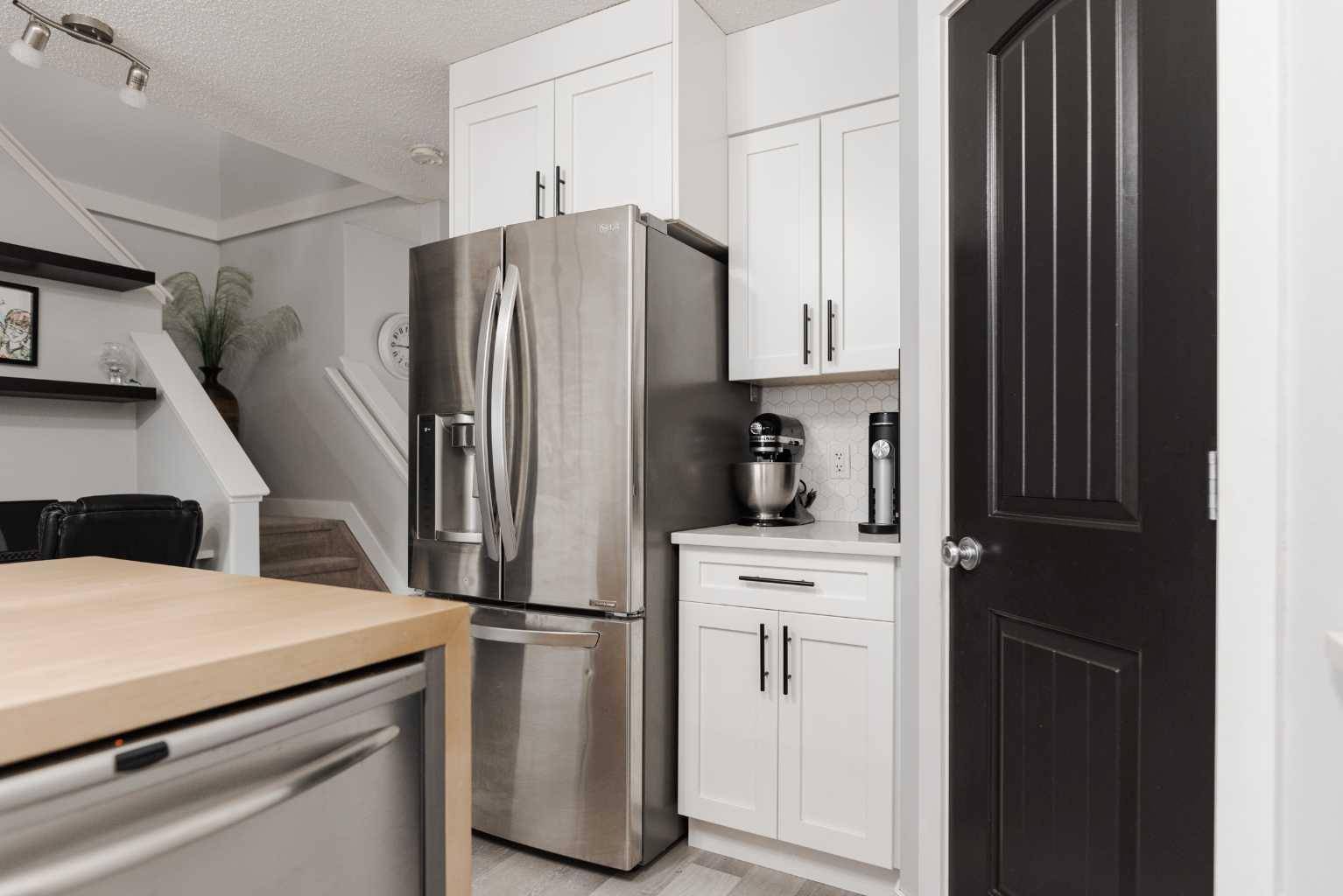 Fort Mcmurray, AB T9K 0T1,176 Sandstone LN