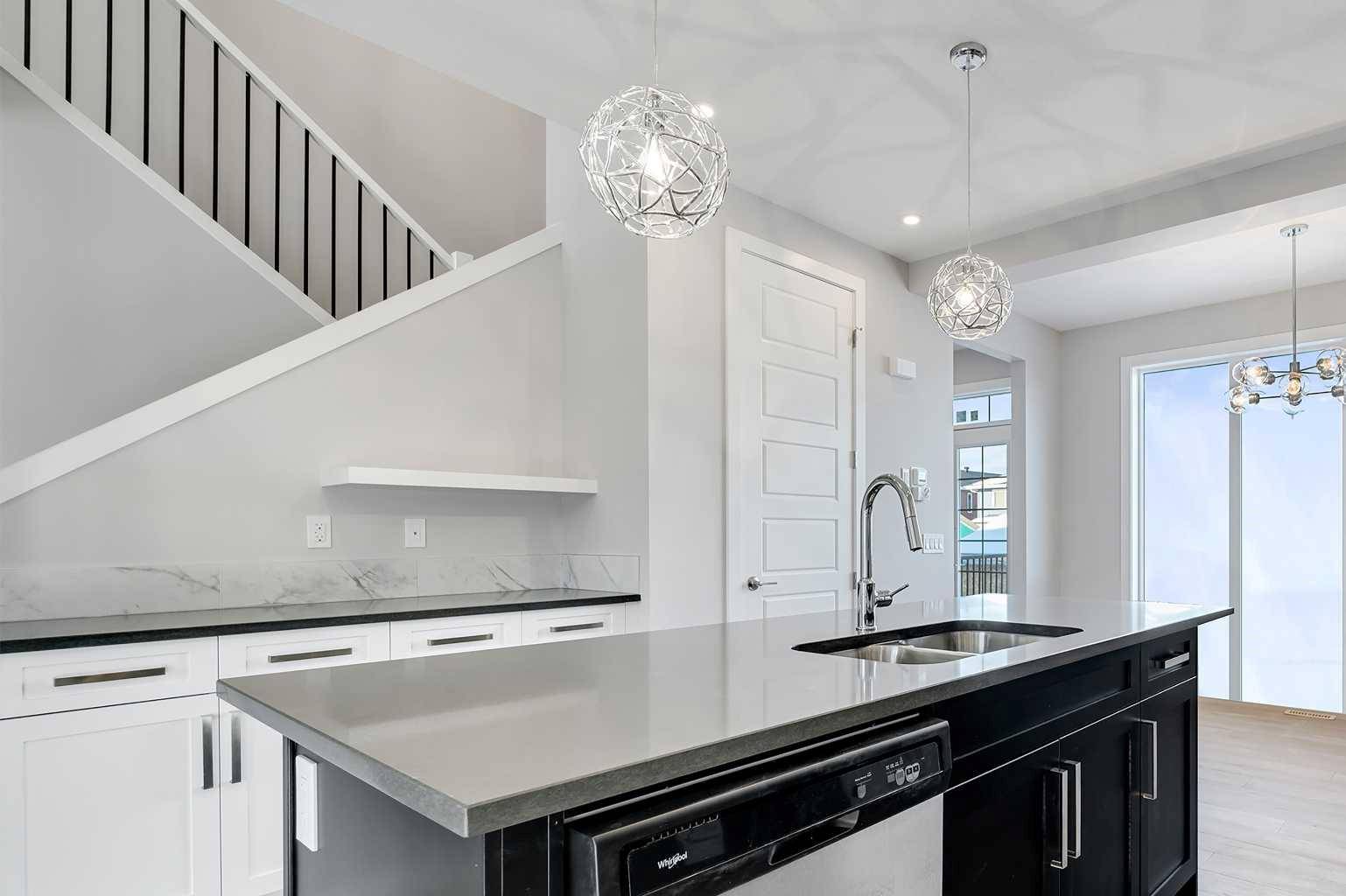 Calgary, AB T3L 0K4,148 Crimson Ridge PL NW