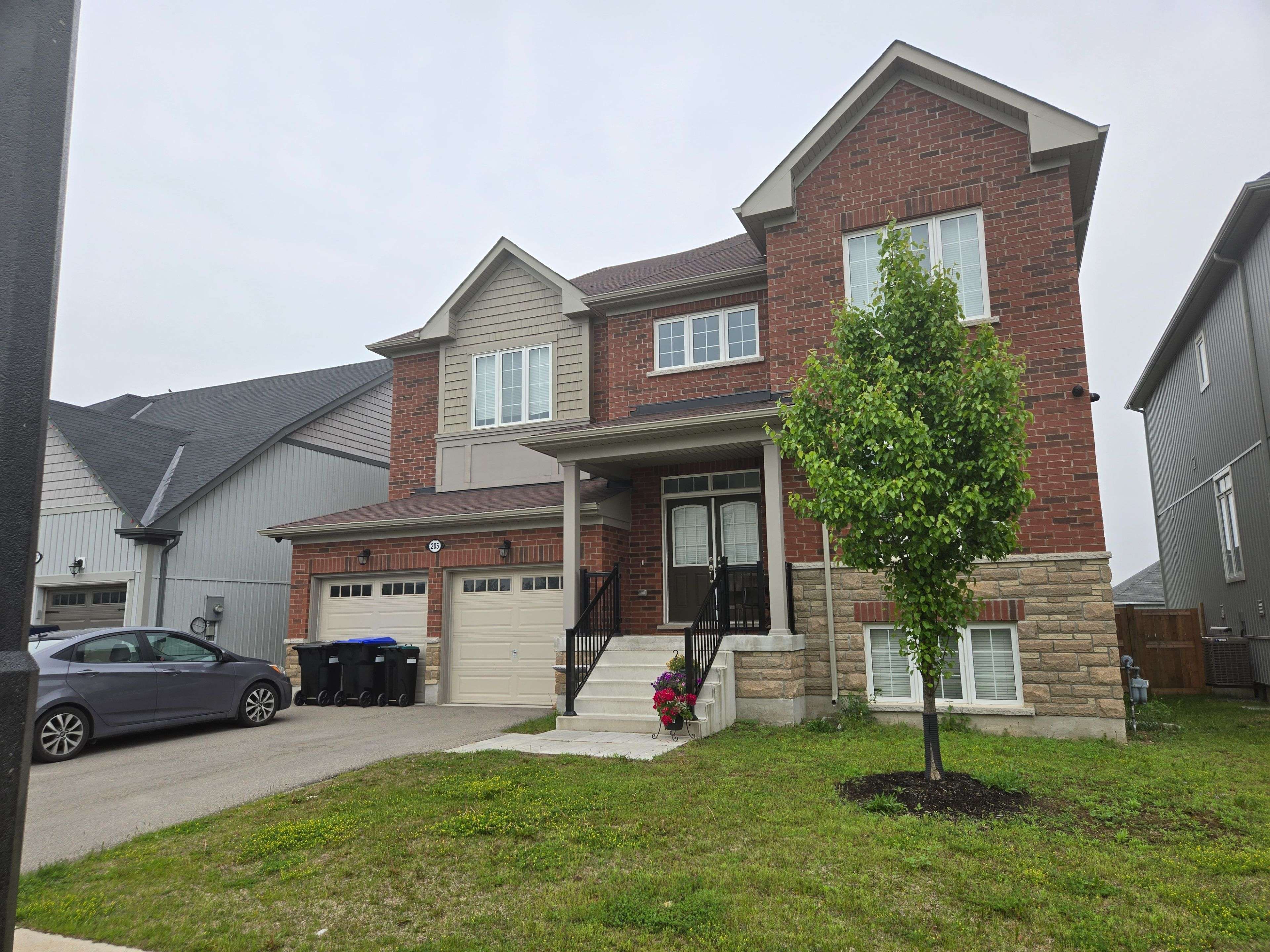205 Roy DR, Clearview, ON L0M 1S0