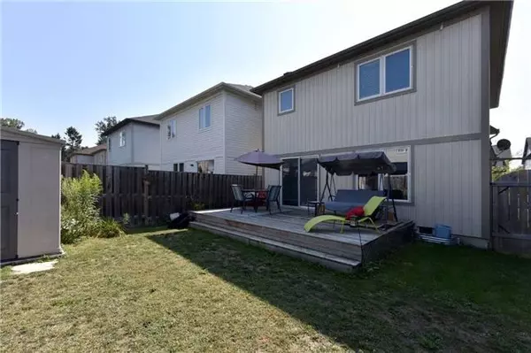 Whitby, ON L1R 0B8,32 Donlevy CRES