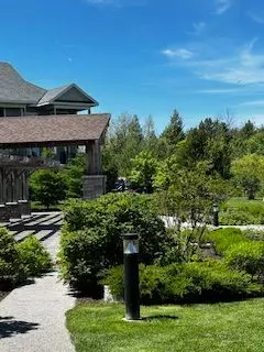 2 Anchorage CRES #308, Collingwood, ON L9Y 0Y6