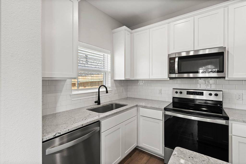 Hutchins, TX 75141,1012 Cedar Street