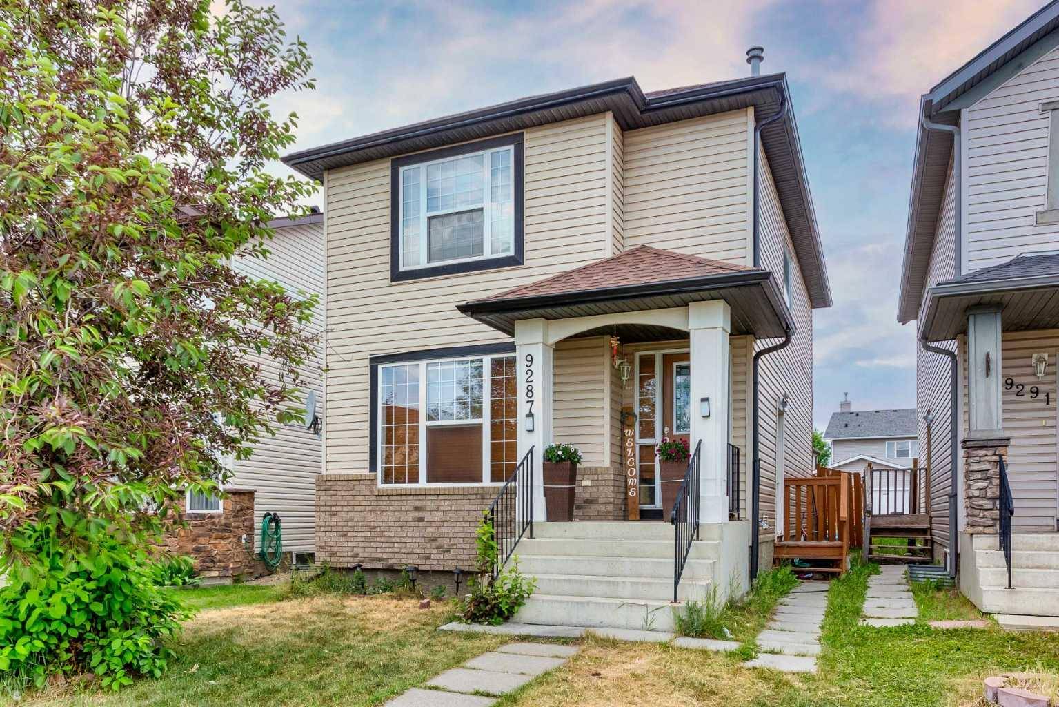Calgary, AB T3J 5M5,9287 Saddlebrook DR Northeast