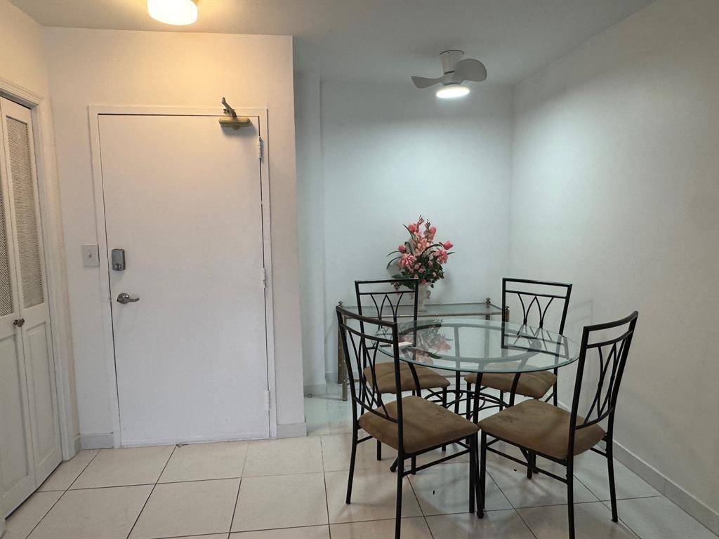 Fort Lauderdale, FL 33304,3000 Riomar St #706