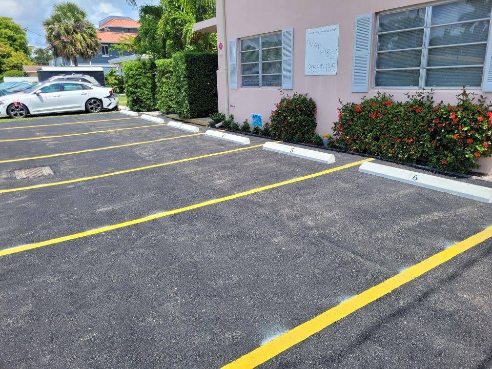 Fort Lauderdale, FL 33305,[StreetName,UnitNumber,StreetNumber,StreetDirPrefix]