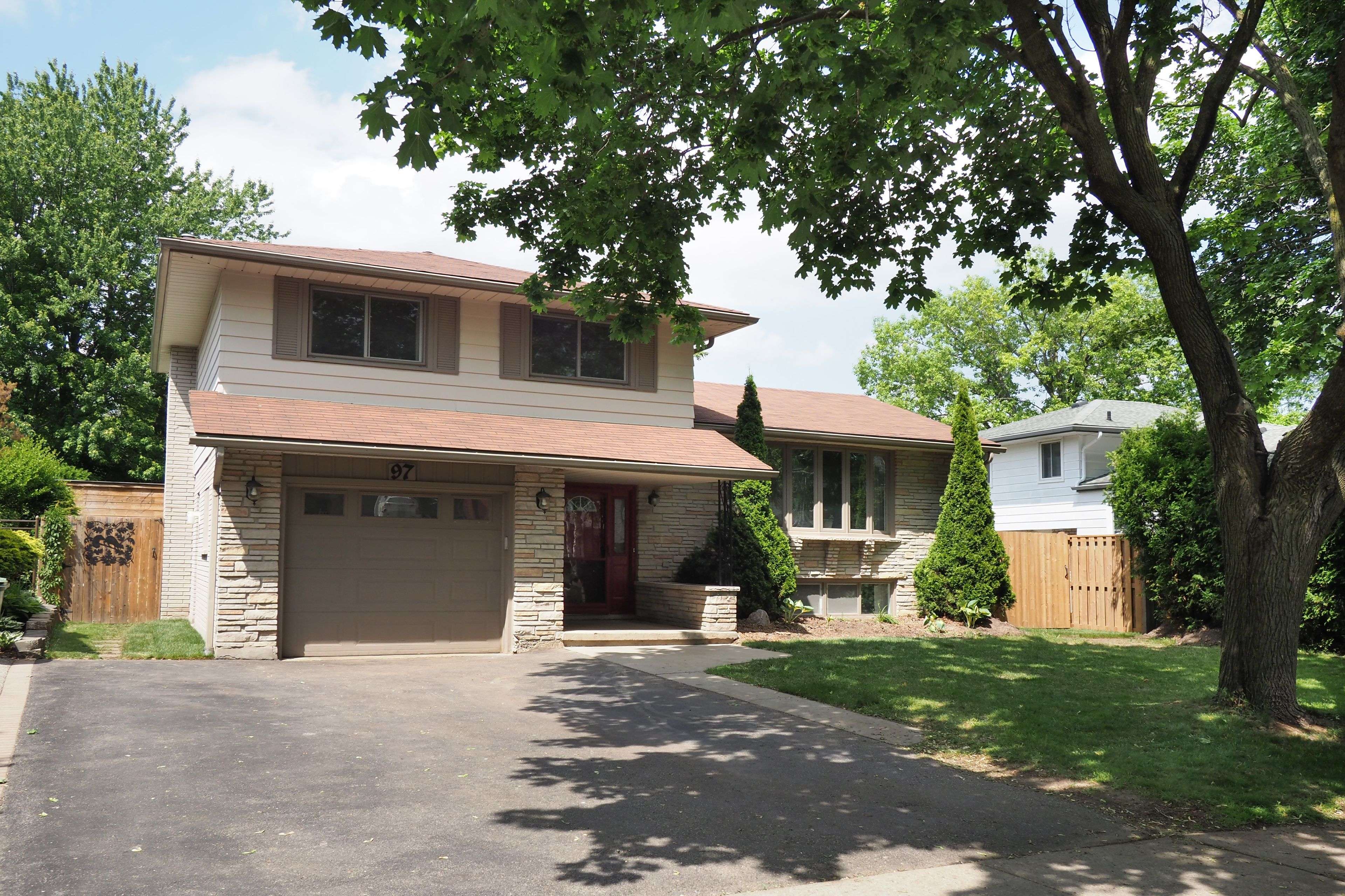 97 Marksam RD, Guelph, ON N1H 6T3