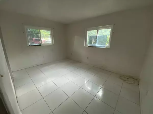 West Palm Beach, FL 33406,Address not disclosed