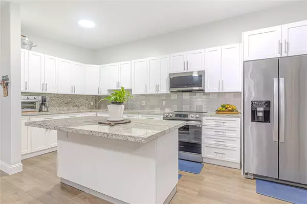 Fort Lauderdale, FL 33321,10675 W Clairmont Cir #202