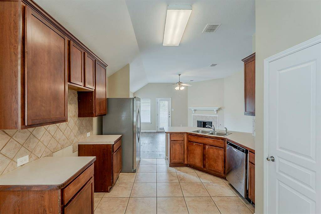 Fort Worth, TX 76244,12113 Tacoma Ridge Drive