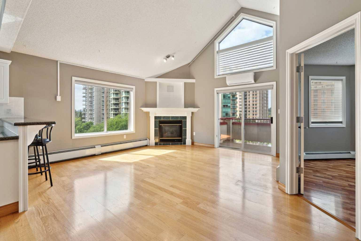 Calgary, AB T2P 0G8,777 3 AVE Southwest #504