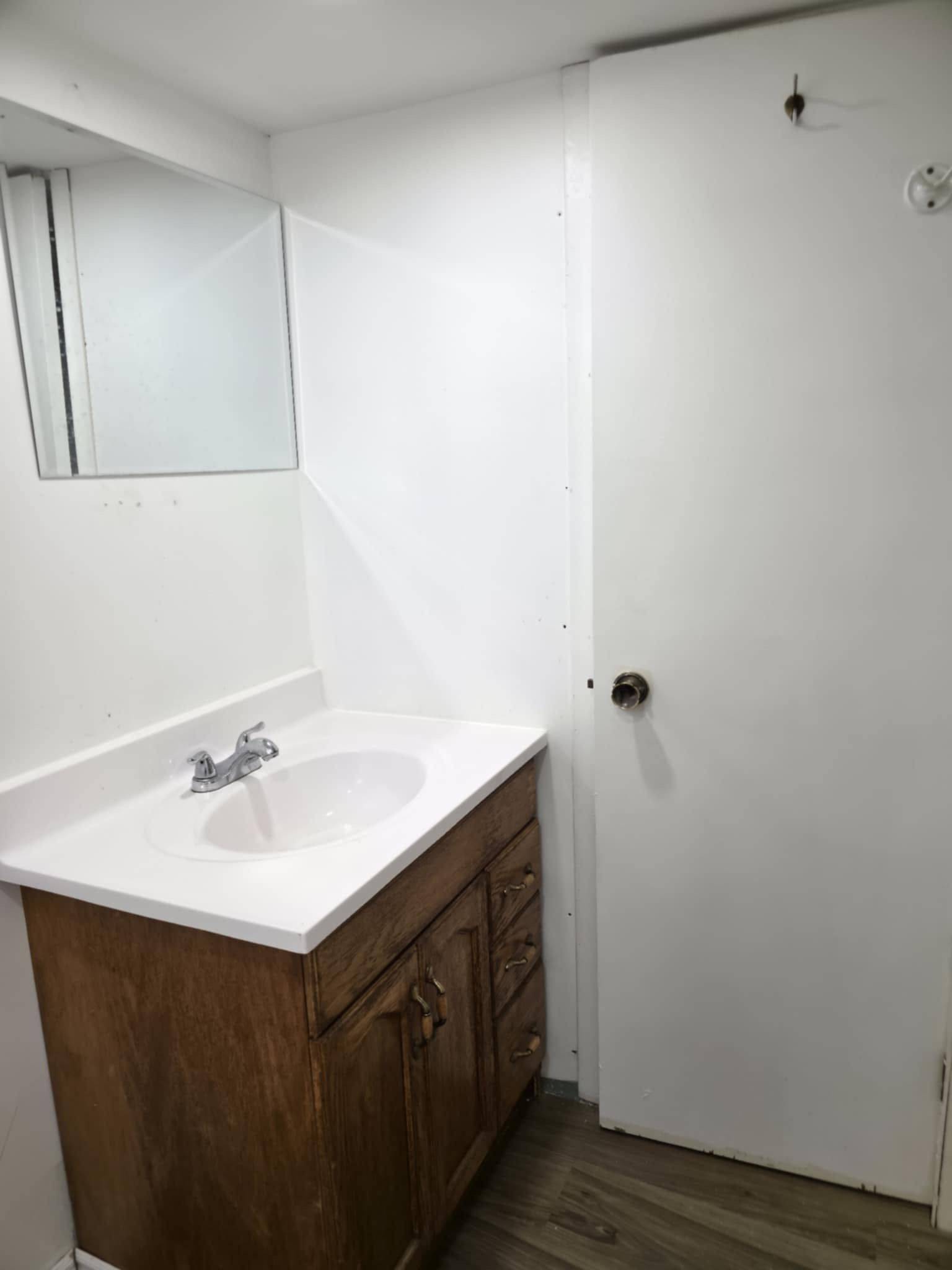 Toronto E10, ON M1C 2Z8,524 Rouge Hills DR #1
