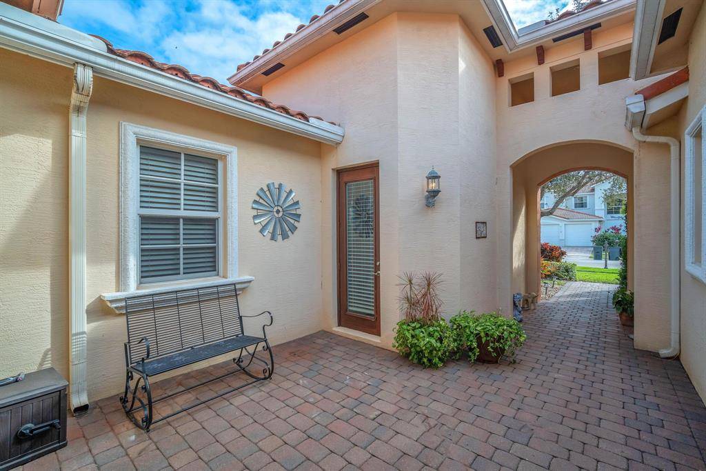 Lake Worth, FL 33467,9713 Campi Dr