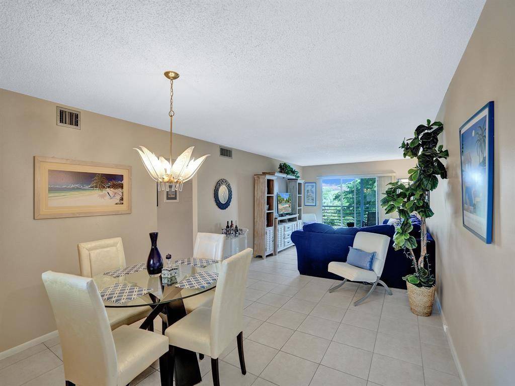 Coconut Creek, FL 33066,2003 Granada Dr #C4