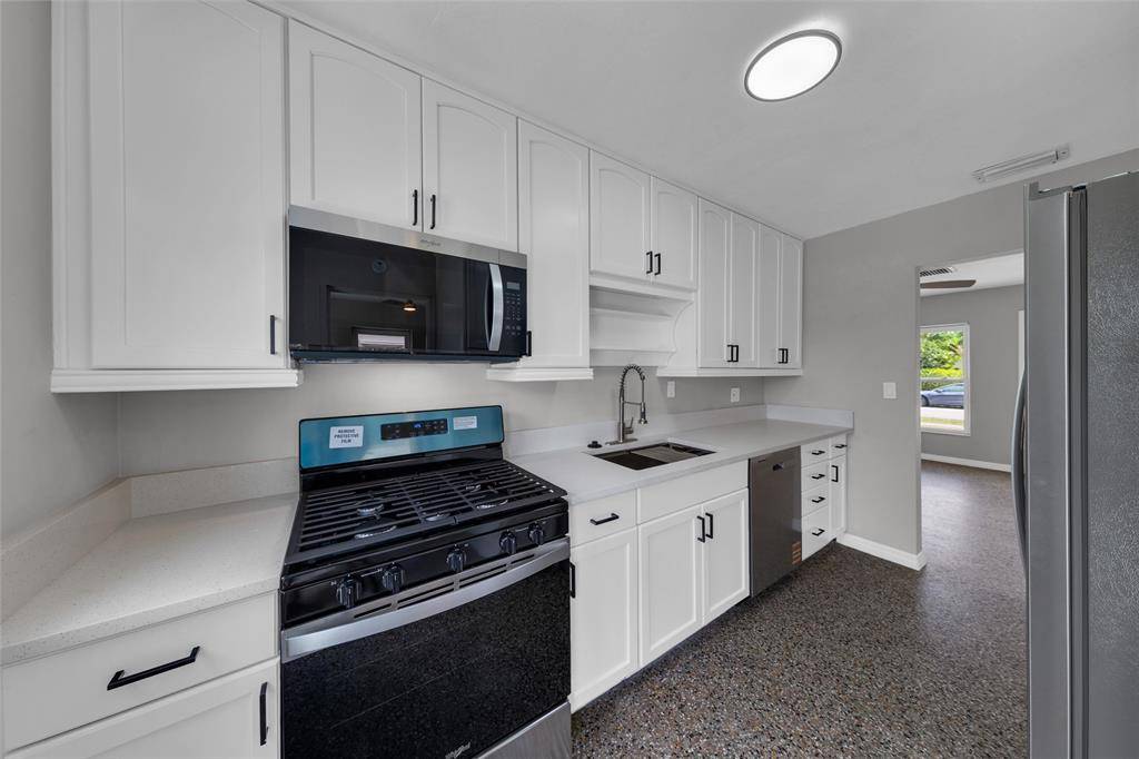 Oakland Park, FL 33334,[StreetName,UnitNumber,StreetNumber,StreetDirPrefix]
