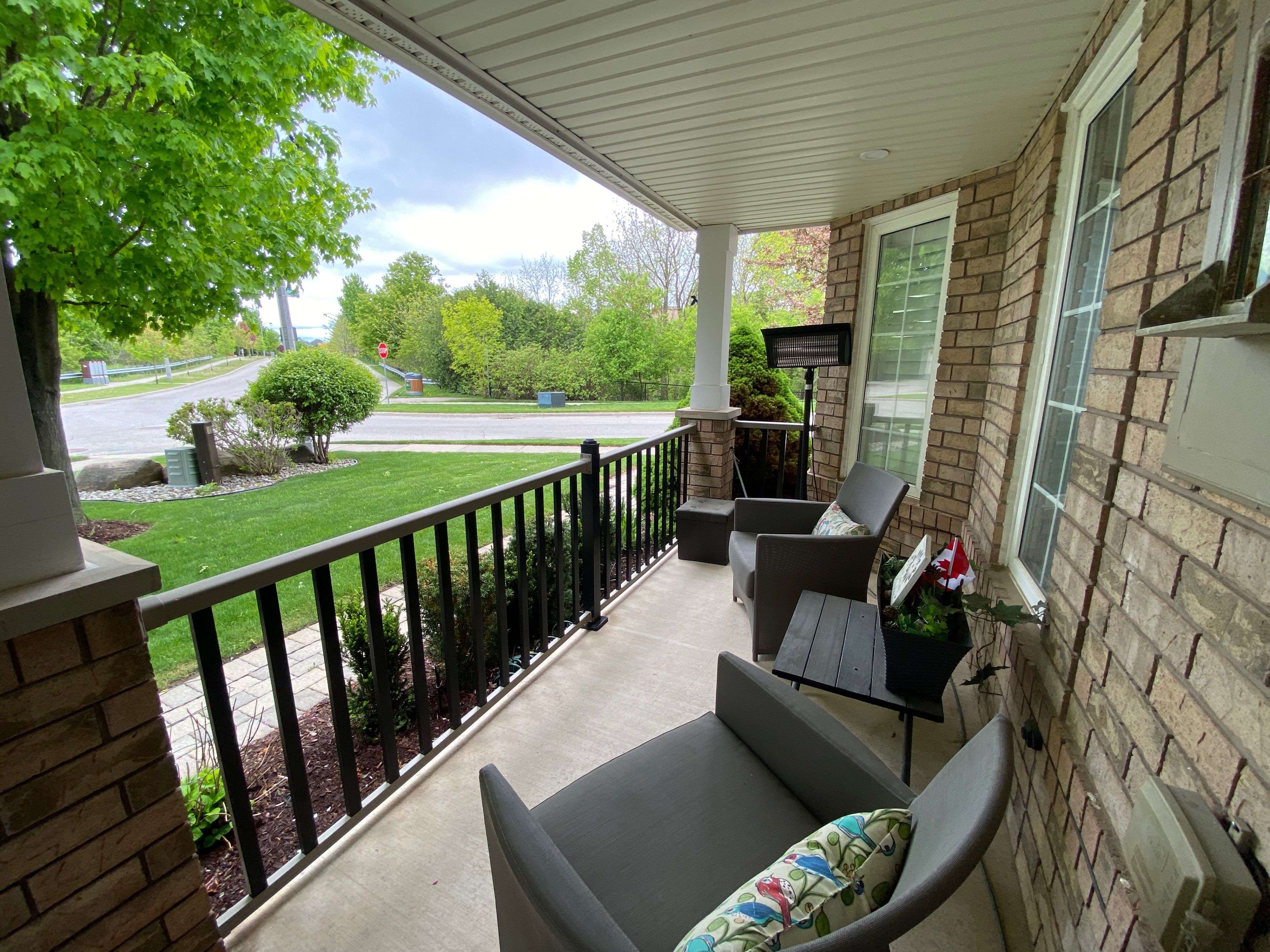 Oakville, ON L6M 4E4,1291 Glenayr Gate