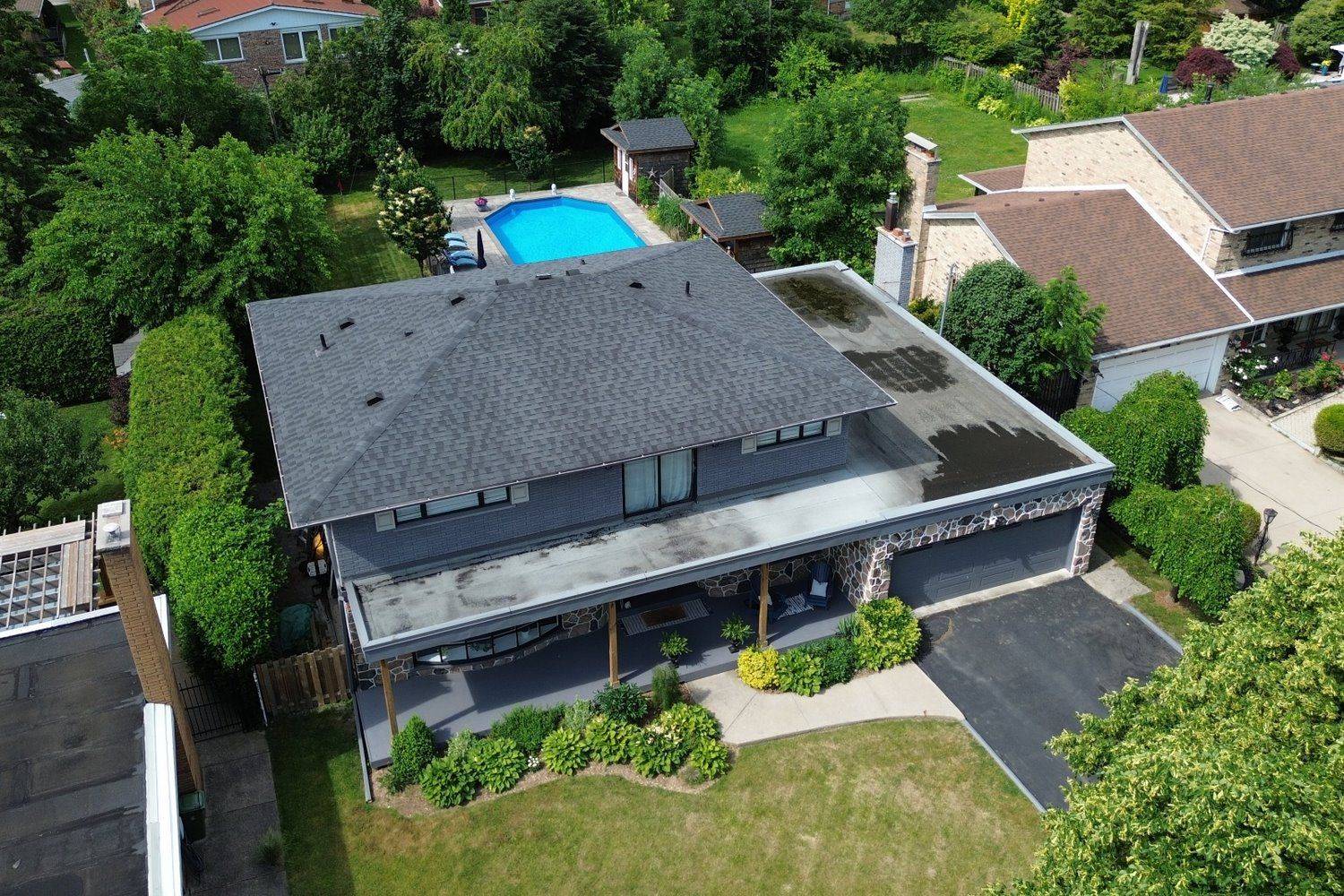 Hamilton, ON L8T 1C4,21 Woodside DR