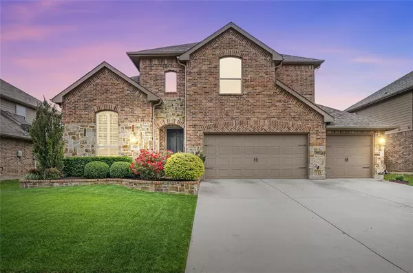 641 Mangrove Trail,  Saginaw,  TX 76131