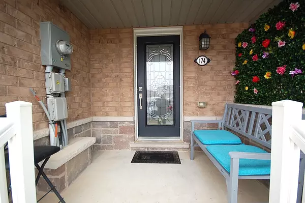 Haldimand, ON N3W 0E1,174 Maclachlan AVE