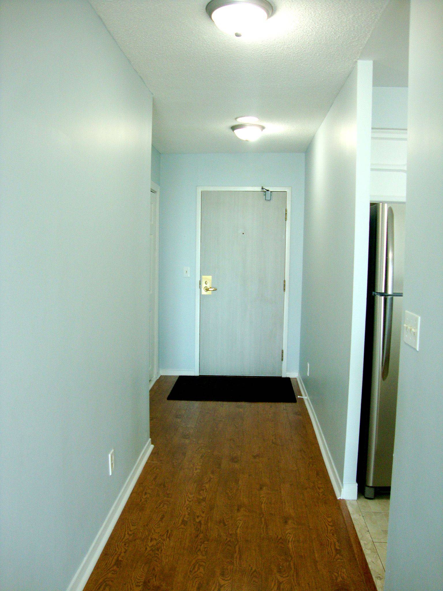 Barrie, ON L4M 6H9,150 Dunlop ST E #710