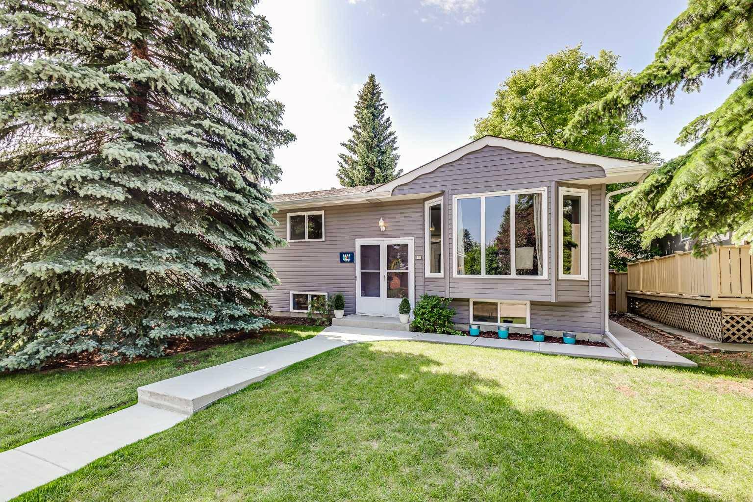 1515 110 AVE Southwest, Calgary, AB T2W 0E2