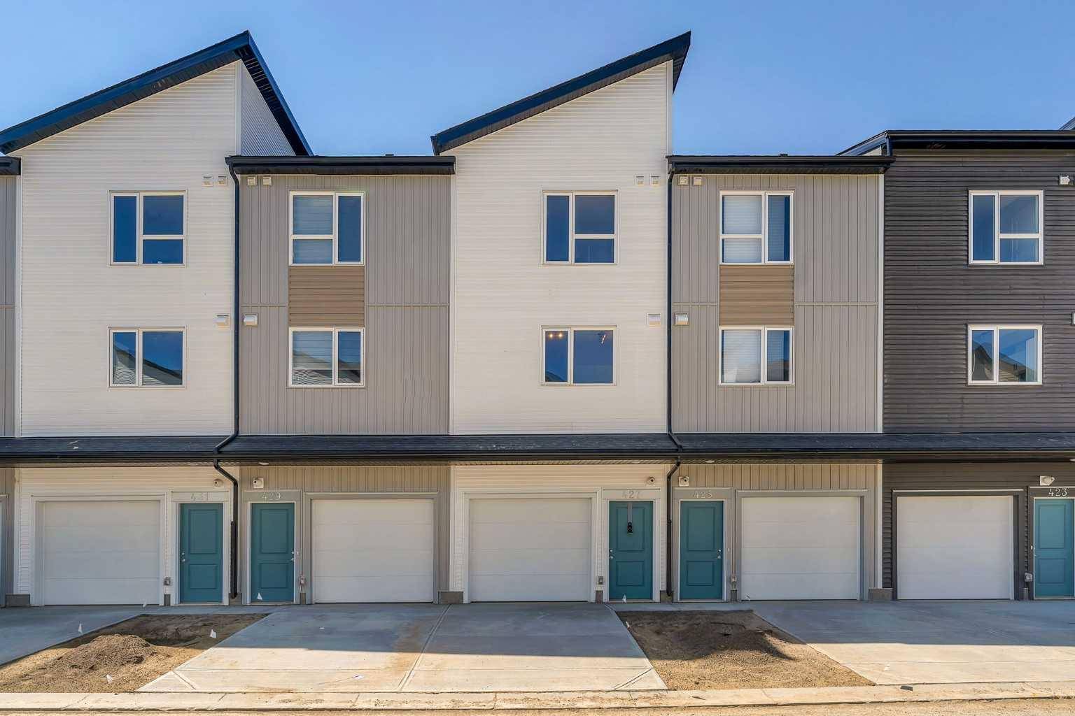 301 Redstone BLVD Northeast #427, Calgary, AB T3N 1V7