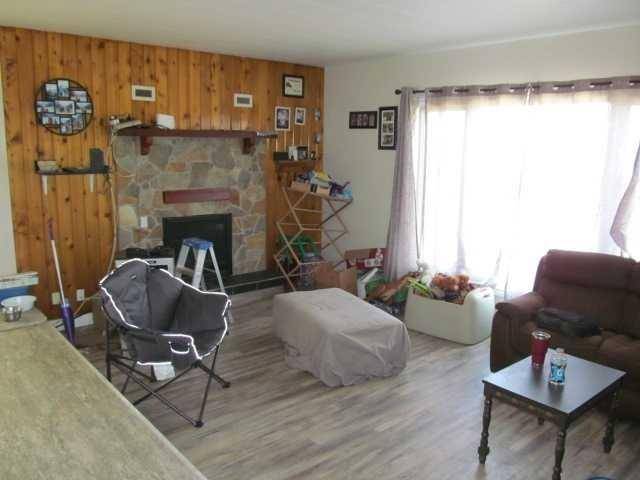 Rocky Mountain House, AB T4T1A5,5037 52 ST