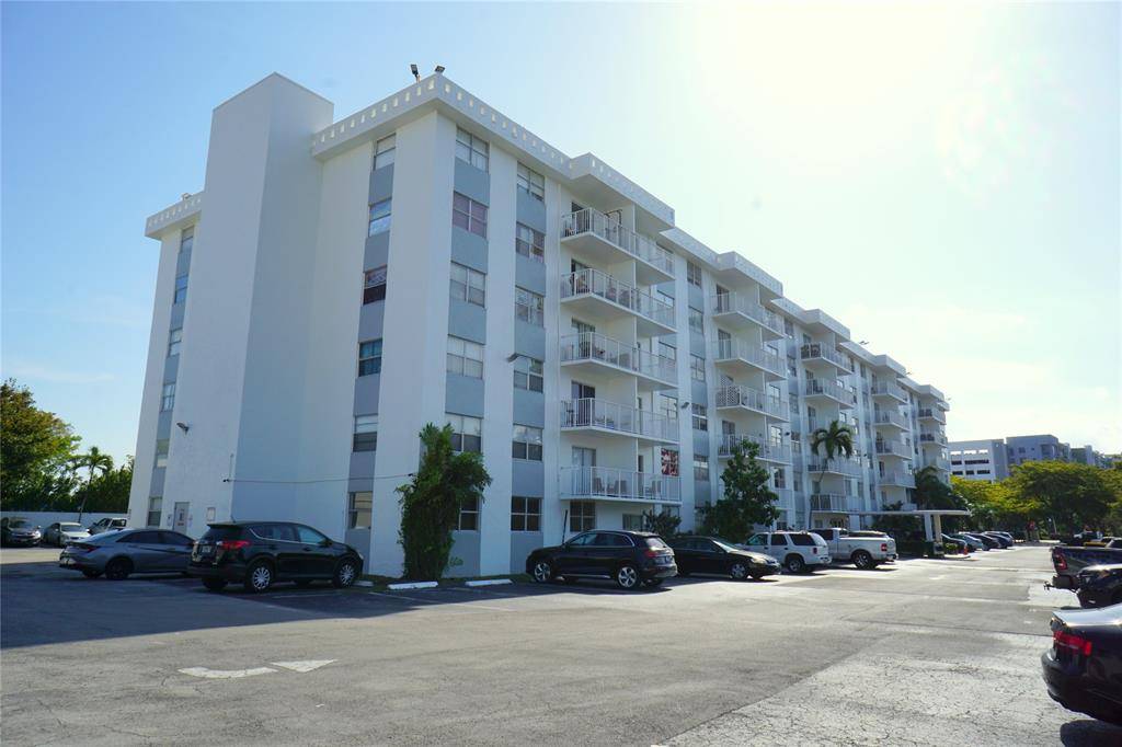 North Miami Beach, FL 33160,[StreetName,UnitNumber,StreetNumber,StreetDirPrefix]