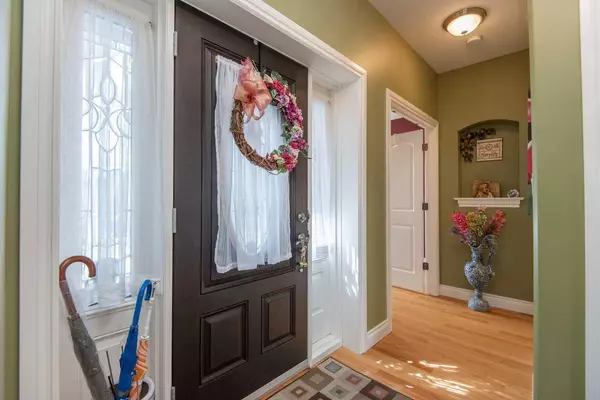 Red Deer, AB T4N 7G9,107 Wyndham CRES