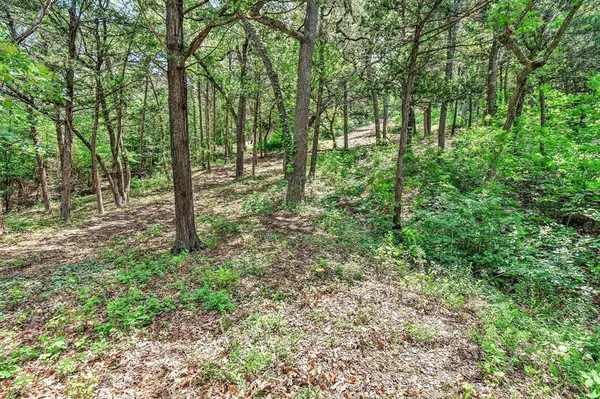 65 Lakewood Lane, Pottsboro, TX 75076