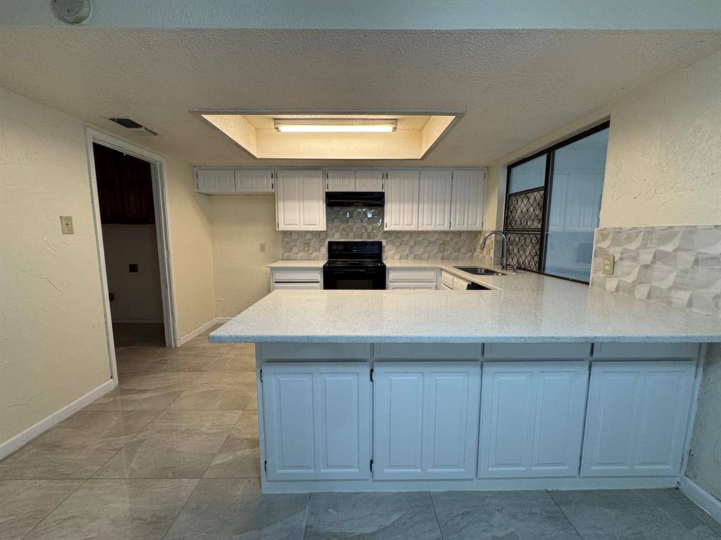 Arlington, TX 76002,510 Betsy Ross Drive