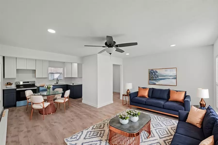 1543 Garza Avenue, Dallas, TX 75216
