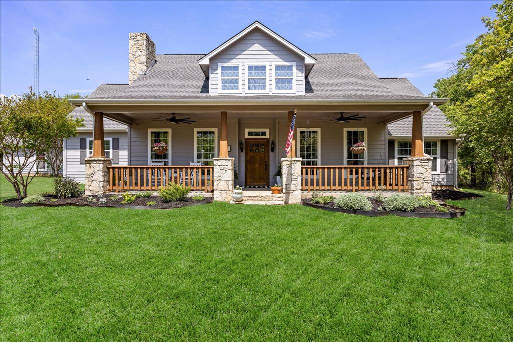 4726 Rawhide Court, Granbury, TX 76049