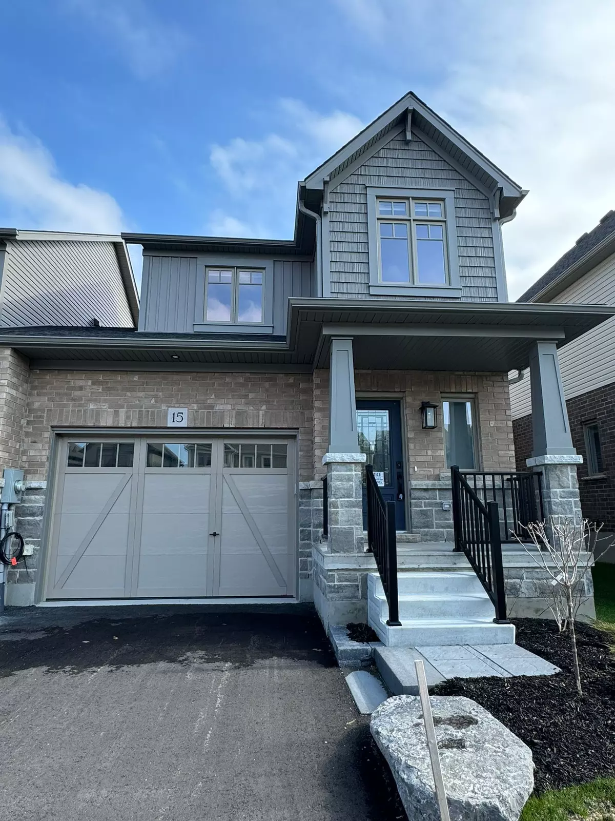 Collingwood, ON L9Y 5M6,15 Shipley AVE W