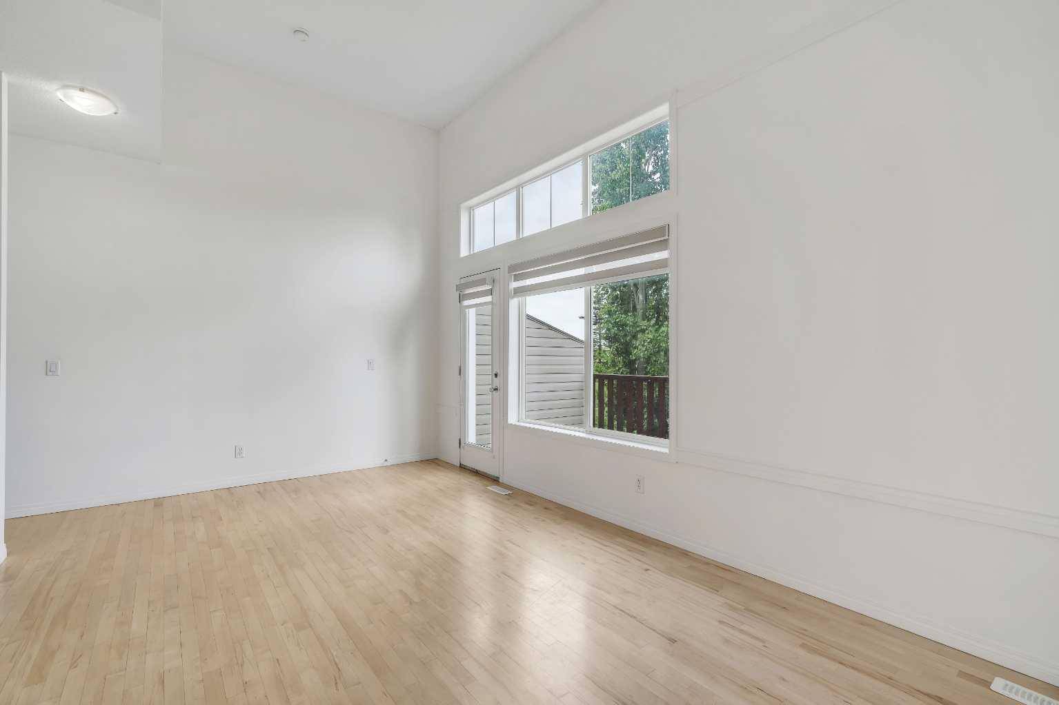 Calgary, AB T2Z 4S9,111 Copperfield LN Southeast