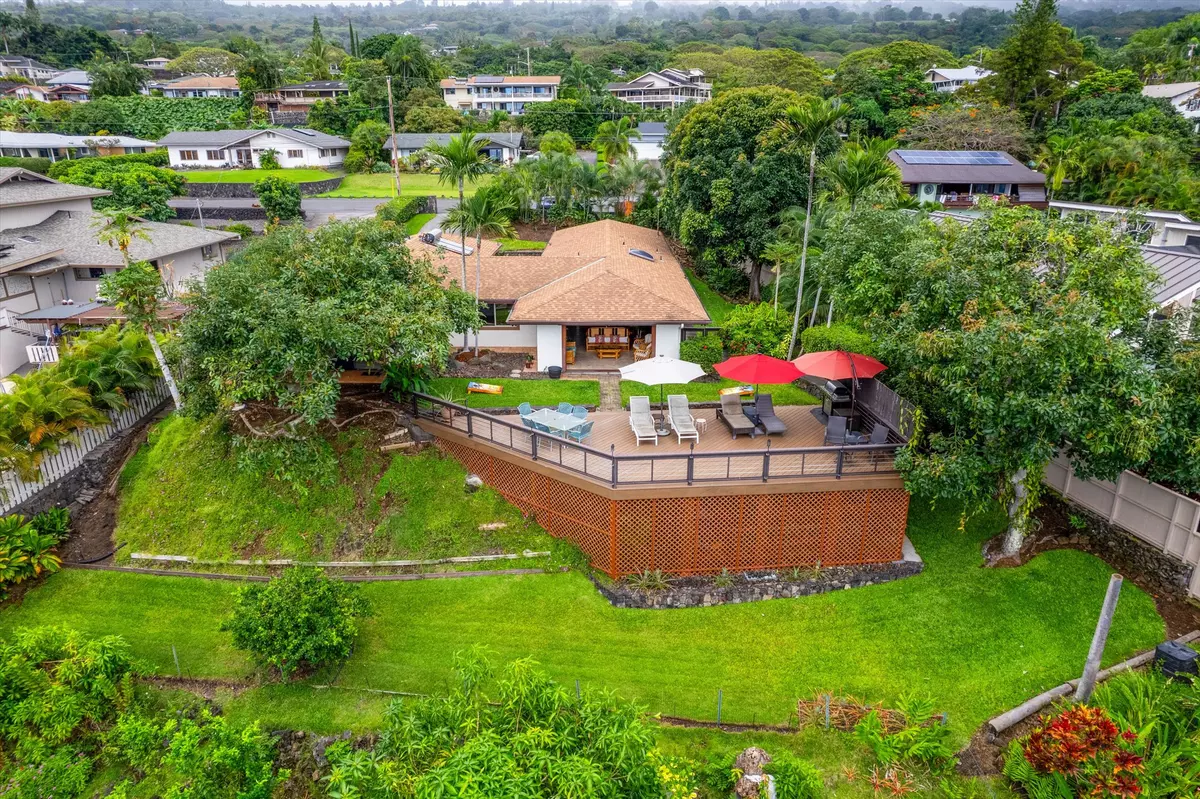 Kailua-kona, HI 96740,75-5818 LUPA PL