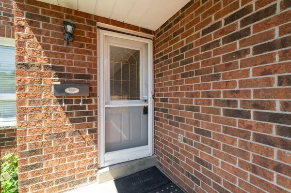 Ajax, ON L1S 3Y3,12 Empson CT