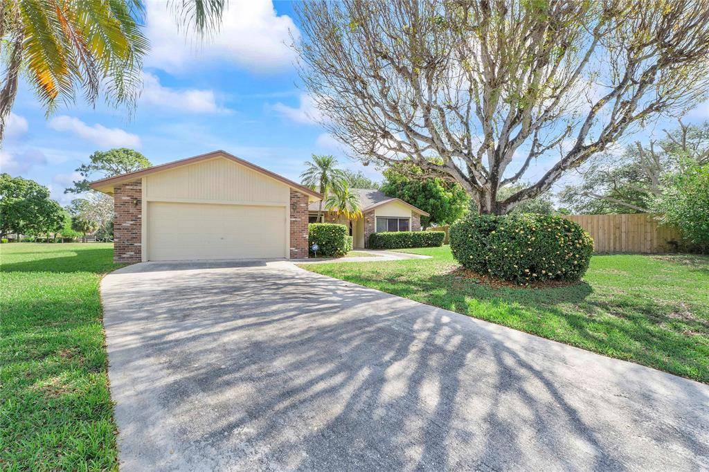 [StreetName, UnitNumber, StreetNumber, StreetDirPrefix], Boca Raton, FL 33433