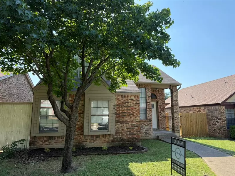 2014 FEATHER Lane, Lewisville, TX 75077