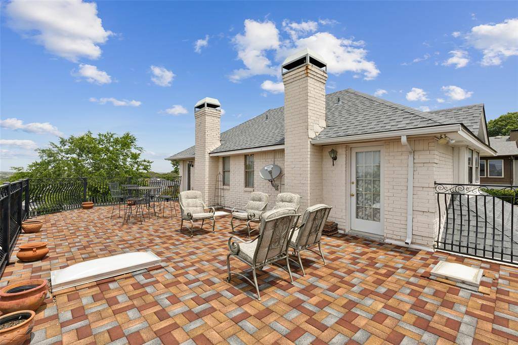 Fort Worth, TX 76179,7632 Westwind Drive