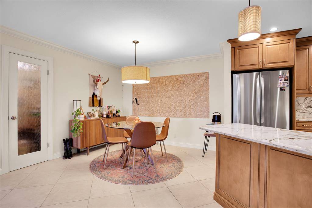 Fort Lauderdale, FL 33308,6253 Bay Club Drive ##2