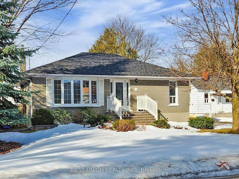 184 Lawrence AVE, Richmond Hill, ON L4C 1Z5