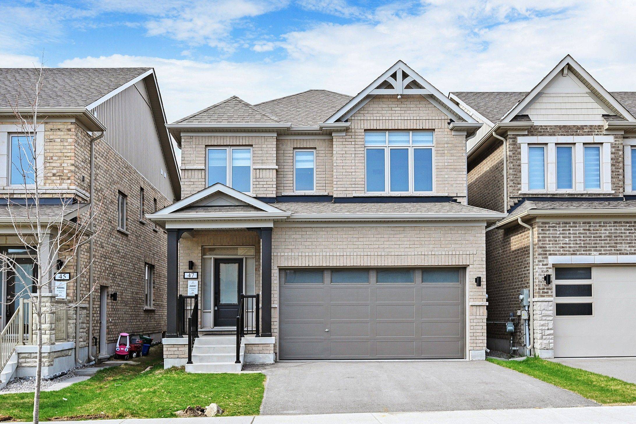 47 Shepherd DR, Barrie, ON L9J 0K4